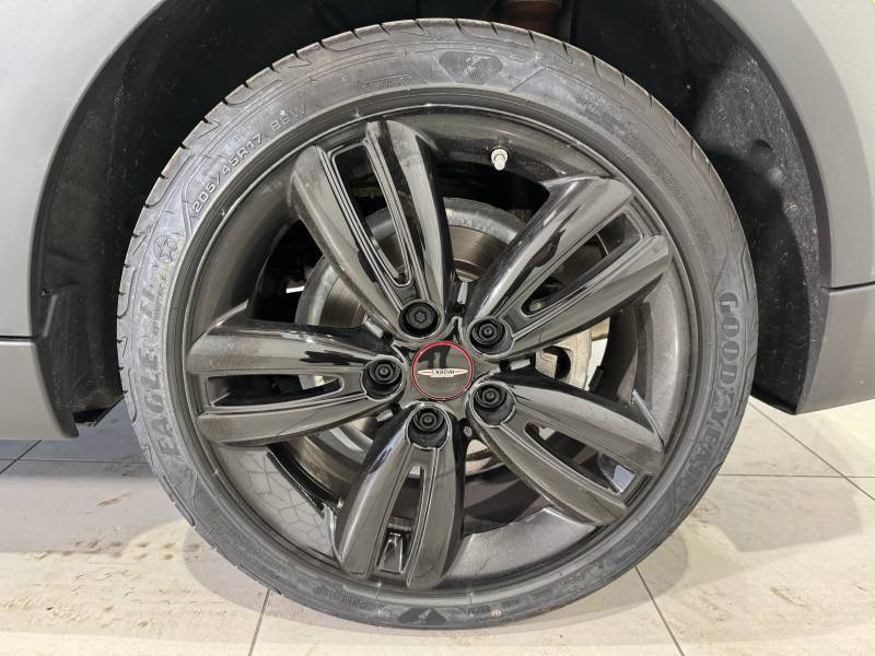 Mini Mini Hatch 5 Portes Cooper S 178 ch DKG7 Finition John Works Plus  occasion  Tarbes - photo n15