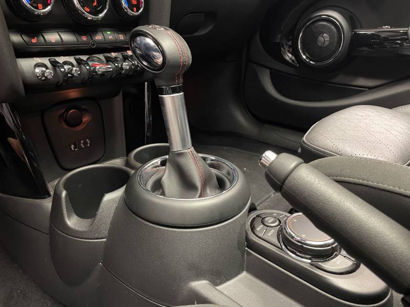 Mini Mini Hatch 5 Portes Cooper S 192 ch BVA7 Finition Exquisite  occasion � Lormont - photo n�18