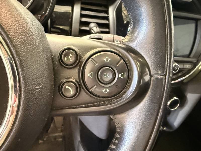 Mini Mini Hatch 5 Portes One 102 ch BVA7 Edition Greenwich  occasion � Brive-la-Gaillarde - photo n�13