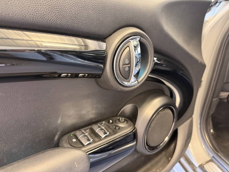 Mini Mini Hatch 5 Portes One 102 ch BVA7 Edition Greenwich  occasion � Brive-la-Gaillarde - photo n�9