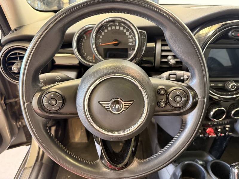Mini Mini Hatch 5 Portes One 102 ch BVA7 Edition Greenwich  occasion � Brive-la-Gaillarde - photo n�14