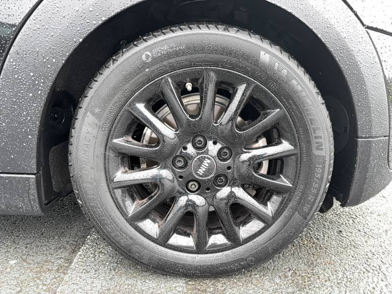 Mini Mini Hatch 5 Portes One 102 ch BVA7 Edition Greenwich  occasion � Auch - photo n�13