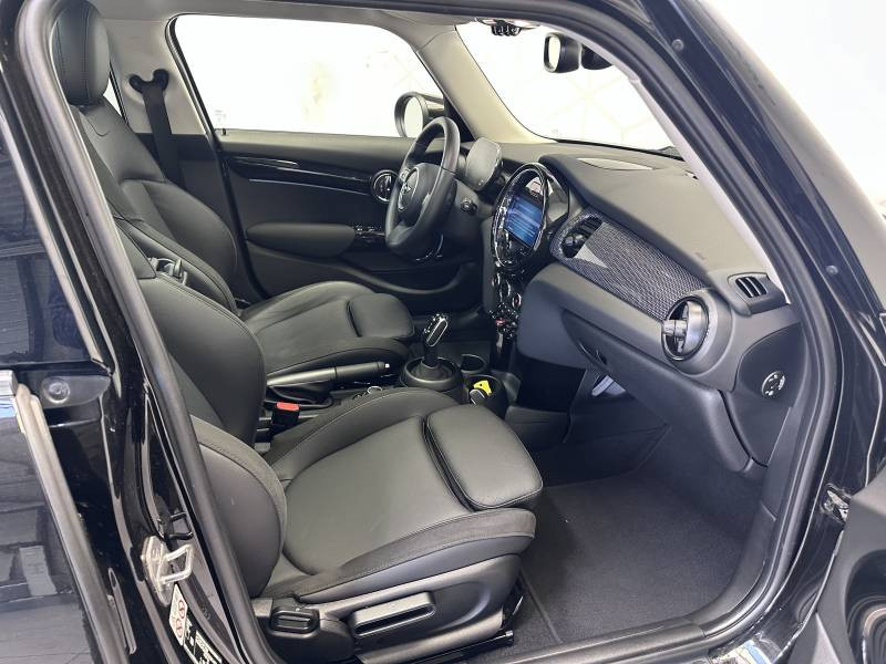 Mini Mini Hatch 5 Portes One 102 ch DKG7 Edition Camden  occasion  Bziers - photo n8