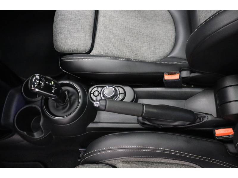 Mini Mini Hatch 5 Portes One 102 ch DKG7 Edition Camden  occasion � Lescar - photo n�18