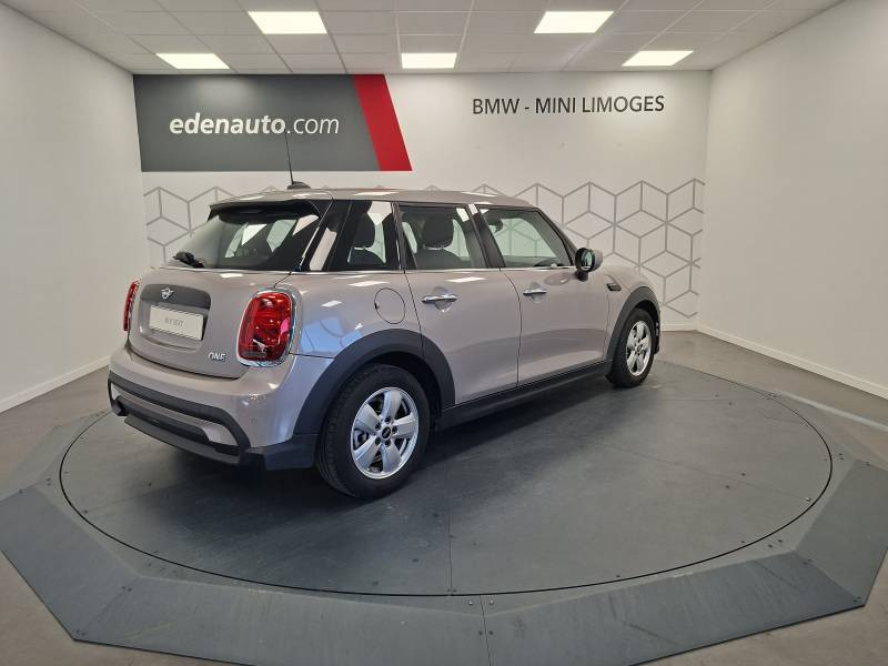 Mini Mini Hatch 5 Portes One 102 ch DKG7 Essential  occasion � Limoges - photo n�2