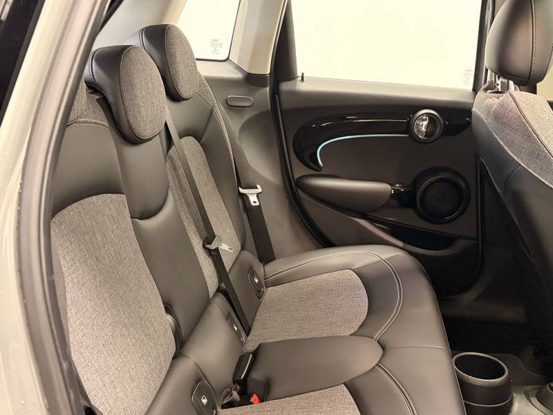 Mini Mini Hatch 5 Portes One 102 ch Edition Camden  occasion � Toulouse - photo n�20