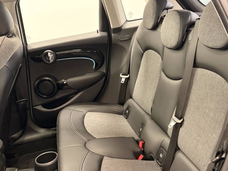 Mini Mini Hatch 5 Portes One 102 ch Edition Camden  occasion � Toulouse - photo n�12