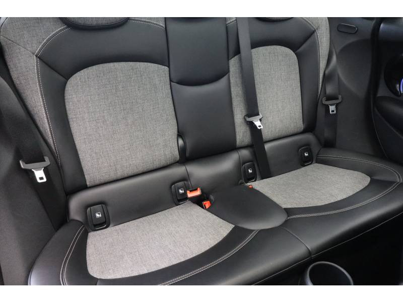 Mini Mini Hatch 5 Portes One 102 ch Edition Camden  occasion � Lescar - photo n�12
