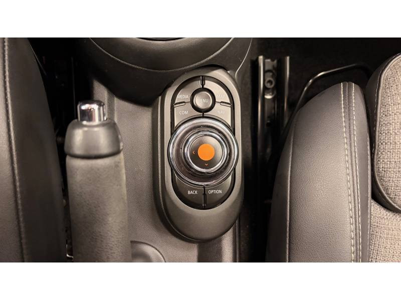 Mini Mini Hatch 5 Portes One 102 ch  occasion � Limoges - photo n�6