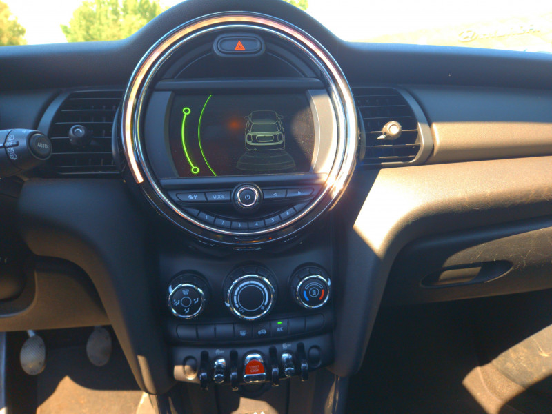 Mini Mini Hatch 5 Portes One D 95 ch Edition Shoreditch 5p  occasion � Muret - photo n�6