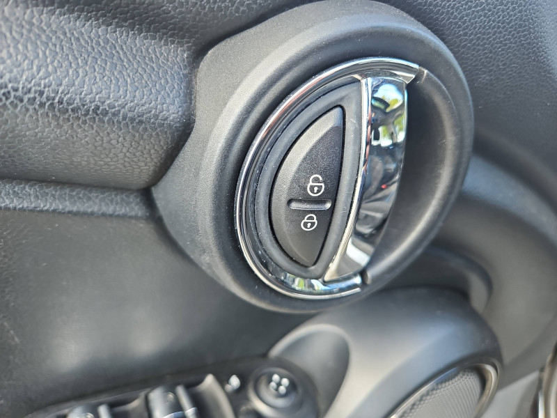 Mini Mini Hatch 5 Portes One D 95 ch Edition Shoreditch 5p  occasion � Muret - photo n�16