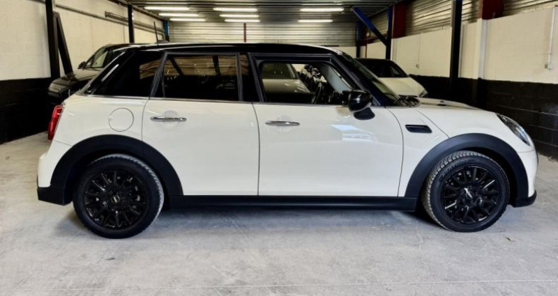 Mini Mini HATCH F55 LCI II Cooper 136 ch Essence DKG7 Essential  occasion  Peynier - photo n2