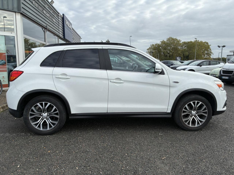 Mitsubishi ASX 2.2 DI-D 4WD 150ch BVA 2017 - photo n°6 Mitsubishi ASX 2.2 DI-D 4WD 150ch BVA  occasion à Lormont - photo n°6