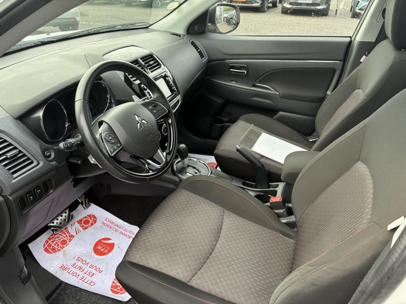 Mitsubishi ASX 2.2 DI-D 4WD 150ch BVA 2017 - photo n°10 Mitsubishi ASX 2.2 DI-D 4WD 150ch BVA  occasion à Lormont - photo n°10