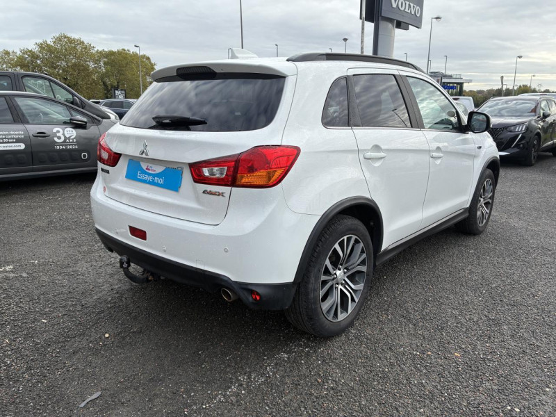 Mitsubishi ASX 2.2 DI-D 4WD 150ch BVA 2017 - photo n°9 Mitsubishi ASX 2.2 DI-D 4WD 150ch BVA  occasion à Lormont - photo n°9
