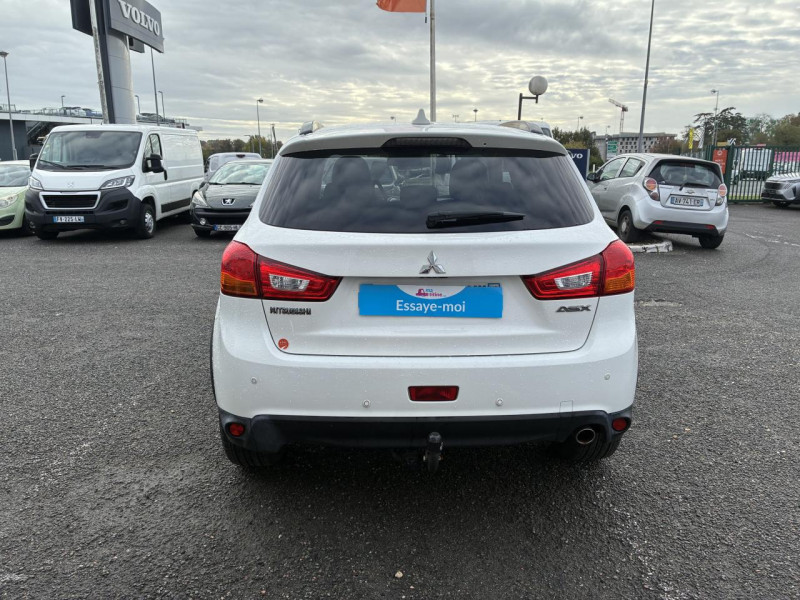 Mitsubishi ASX 2.2 DI-D 4WD 150ch BVA 2017 - photo n°4 Mitsubishi ASX 2.2 DI-D 4WD 150ch BVA  occasion à Lormont - photo n°4
