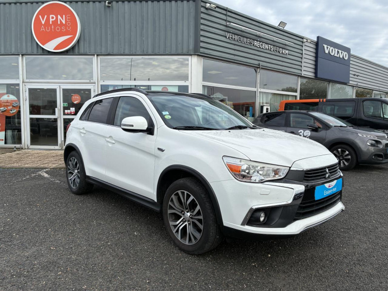 Mitsubishi ASX 2.2 DI-D 4WD 150ch BVA 2017 - photo n°2 Mitsubishi ASX 2.2 DI-D 4WD 150ch BVA  occasion à Lormont - photo n°2