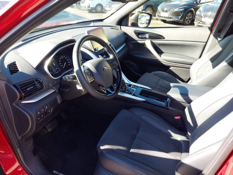 Mitsubishi Eclipse Eclipse Cross 2.4 MIVEC PHEV Twin Motor 4WD Intense 5p 2024 - photo n°9 Mitsubishi Eclipse Eclipse Cross 2.4 MIVEC PHEV Twin Motor 4WD Intense 5p  occasion à Anglet - photo n°9