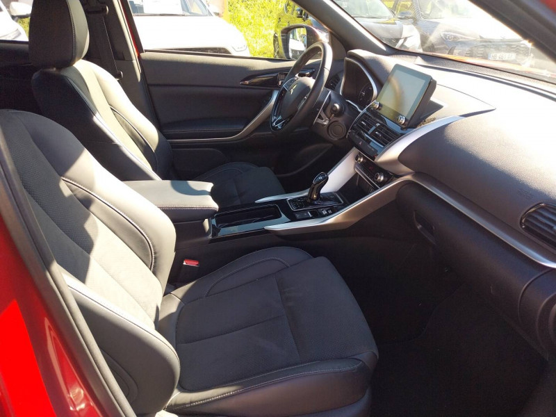 Mitsubishi Eclipse Eclipse Cross 2.4 MIVEC PHEV Twin Motor 4WD Intense 5p 2024 - photo n°11 Mitsubishi Eclipse Eclipse Cross 2.4 MIVEC PHEV Twin Motor 4WD Intense 5p  occasion à Anglet - photo n°11