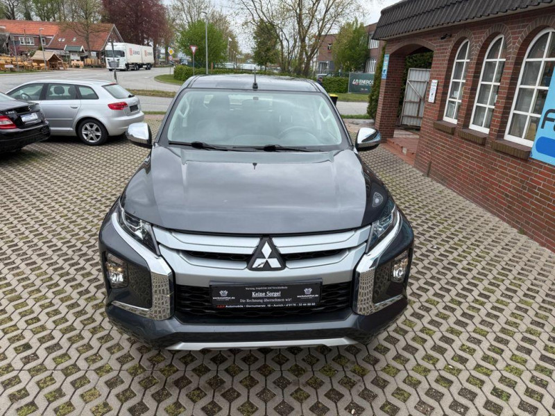 Mitsubishi L200 DOUBLE CAB 2.2 DI-D 150 4WD BVA 2022 - photo n°5 Mitsubishi L200 DOUBLE CAB 2.2 DI-D 150 4WD BVA  occasion à L'Union - photo n°5