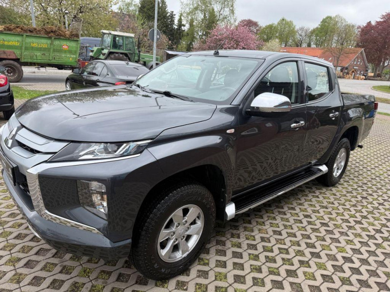 Mitsubishi L200 DOUBLE CAB 2.2 DI-D 150 4WD BVA 2022 - photo n°2 Mitsubishi L200 DOUBLE CAB 2.2 DI-D 150 4WD BVA  occasion à L'Union - photo n°2