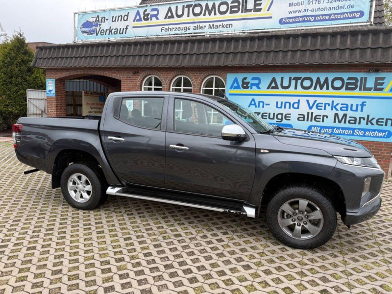 Mitsubishi L200 DOUBLE CAB 2.2 DI-D 150 4WD BVA 2022 - photo n°9 Mitsubishi L200 DOUBLE CAB 2.2 DI-D 150 4WD BVA  occasion à L'Union - photo n°9
