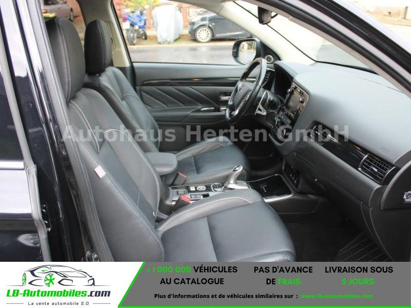 Mitsubishi Outlander 2.0I 200 PHEV 4WD BVA 2017 - photo n°8 Mitsubishi Outlander 2.0I 200 PHEV 4WD BVA  occasion à Beaupuy - photo n°8