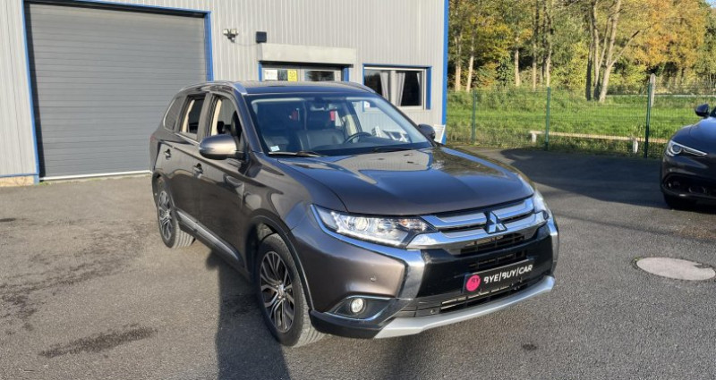 Mitsubishi Outlander 2.2 DI-D 4X4 150CH BVA 7 PLACES Intens GTIE 12M 2018 - photo n°2 Mitsubishi Outlander 2.2 DI-D 4X4 150CH BVA 7 PLACES Intens GTIE 12M  occasion à Crottet - photo n°2