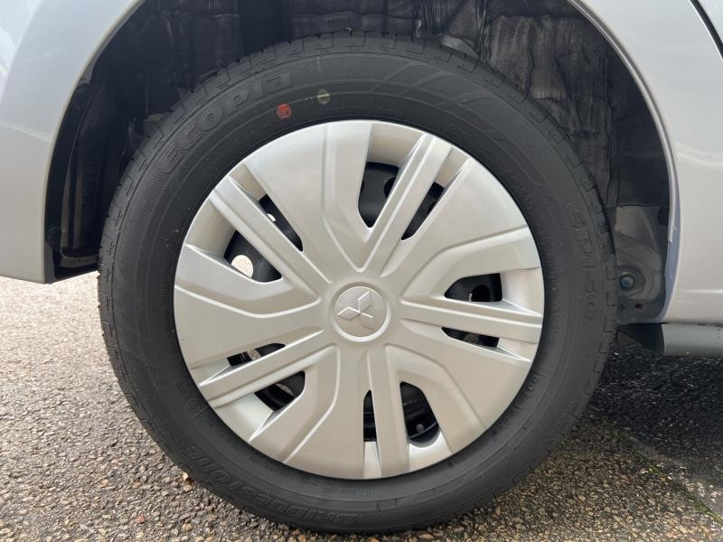 Mitsubishi Space Star 1.2 MIVEC 71ch Inform 2024  occasion � Auxerre - photo n�9