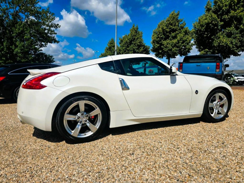 Nissan 370 Z Pack Coupé V6 / Navi / Klima / Xenon / BOSE 2011 - photo n°3 Nissan 370 Z Pack Coupé V6 / Navi / Klima / Xenon / BOSE  occasion à L'Union - photo n°3