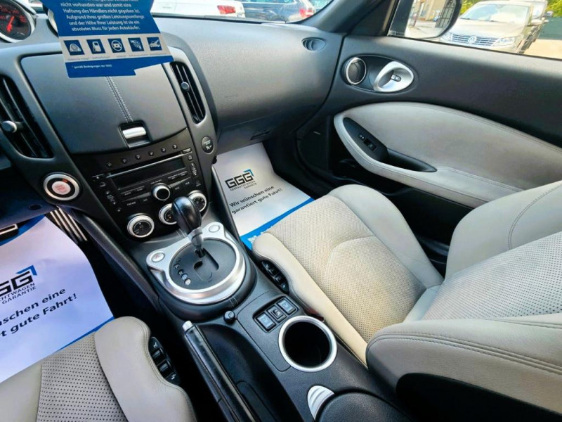 Nissan 370 Z Pack Coupé V6 / Navi / Klima / Xenon / BOSE 2011 - photo n°14 Nissan 370 Z Pack Coupé V6 / Navi / Klima / Xenon / BOSE  occasion à L'Union - photo n°14