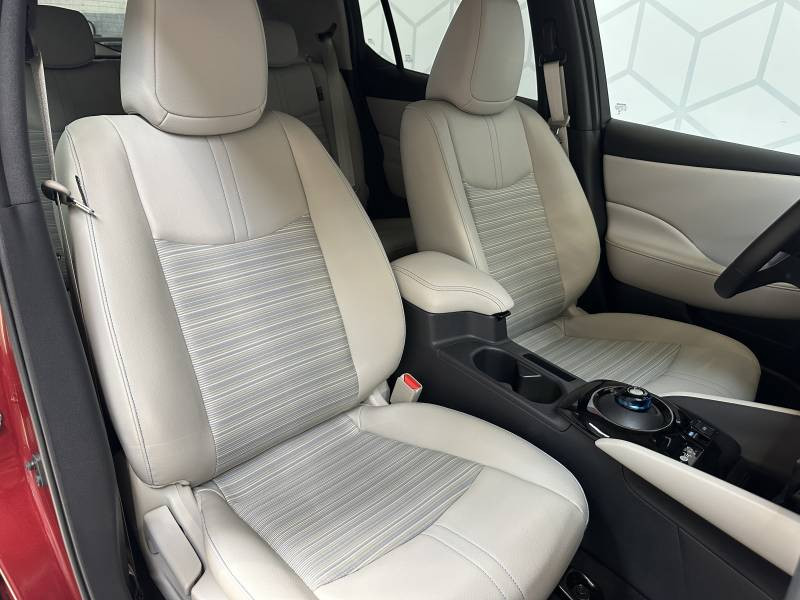 Nissan Leaf Electrique 40kWh N-Connecta  occasion  Royan - photo n9