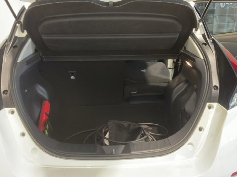 Nissan Leaf Leaf Electrique 40kWh N-Connecta 2024 - photo n°16 Nissan Leaf Leaf Electrique 40kWh N-Connecta  occasion à Lisieux - photo n°16