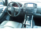 Nissan Pathfinder occasion Argent année 2014 boite Automatique Annonce Nissan Pathfinder occasion Diesel 2.5 DCI 190 7places à Beaupuy