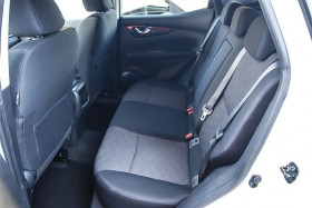 Nissan Qashqai 1.2 DIG-T 115 BVA  occasion  Beaupuy - photo n5