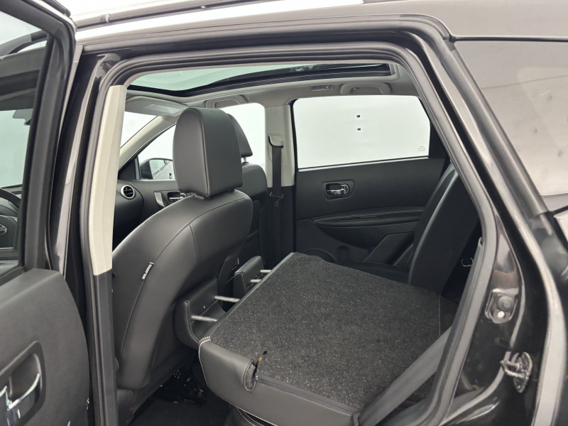 Nissan Qashqai 1.5 dCi 110 FAP 360 5p 2013 - photo n°10 Nissan Qashqai 1.5 dCi 110 FAP 360 5p  occasion à SAINT-GREGOIRE - photo n°10