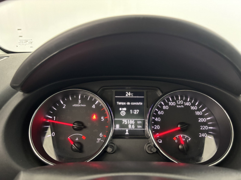 Nissan Qashqai 1.5 dCi 110 FAP 360 5p 2013 - photo n°15 Nissan Qashqai 1.5 dCi 110 FAP 360 5p  occasion à SAINT-GREGOIRE - photo n°15