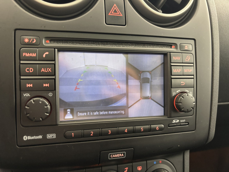 Nissan Qashqai 1.5 dCi 110 FAP 360 5p 2013 - photo n°17 Nissan Qashqai 1.5 dCi 110 FAP 360 5p  occasion à SAINT-GREGOIRE - photo n°17