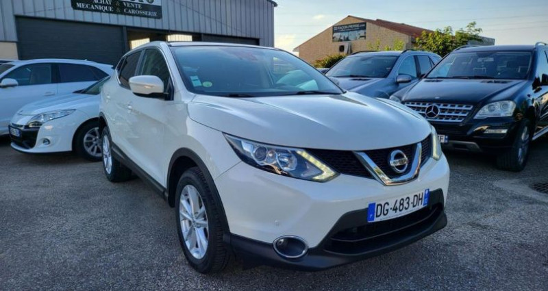 Nissan Qashqai 1.6 dci 130 ch connect edition toit pano