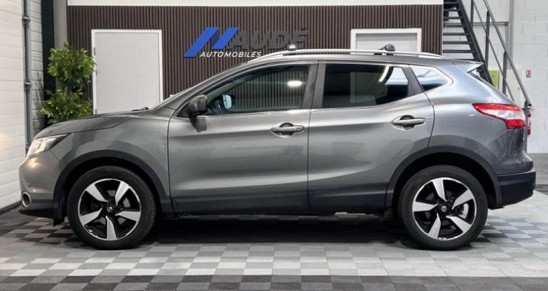Nissan Qashqai 1.6 dCi 130 CH N-Connecta 4x4 - Camera 360° - Toit panoramiq 2017 - photo n°7 Nissan Qashqai 1.6 dCi 130 CH N-Connecta 4x4 - Camera 360° - Toit panoramiq  occasion à CHAPONOST - photo n°7