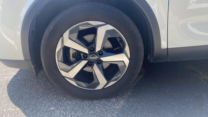 Nissan Qashqai III Mild Hybrid 140 ch N-Connecta 5p  occasion  Brive la Gaillarde - photo n9