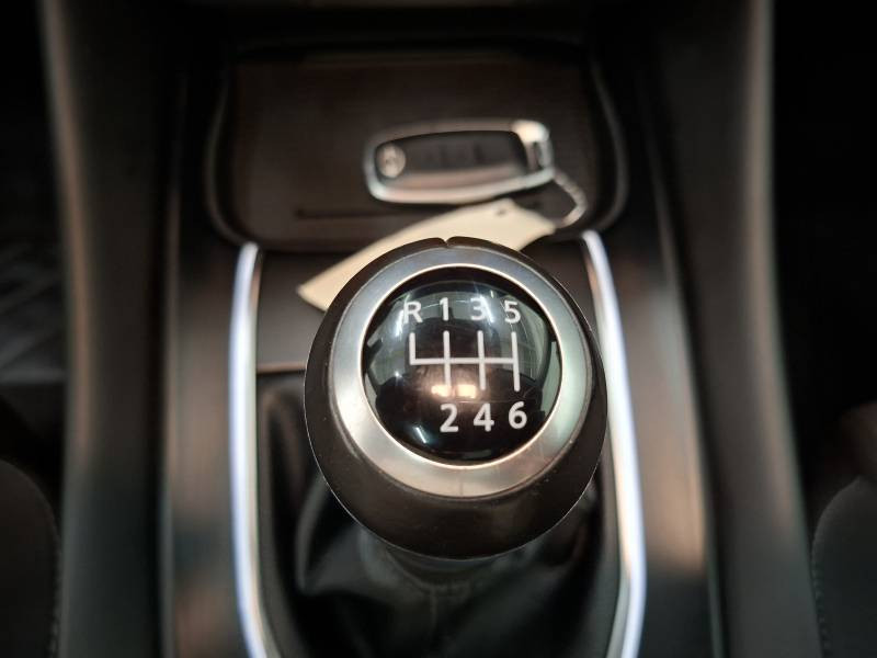 Nissan Qashqai Mild Hybrid 140 ch N-Connecta 2023 - photo n°14 Nissan Qashqai Mild Hybrid 140 ch N-Connecta  occasion à Muret - photo n°14