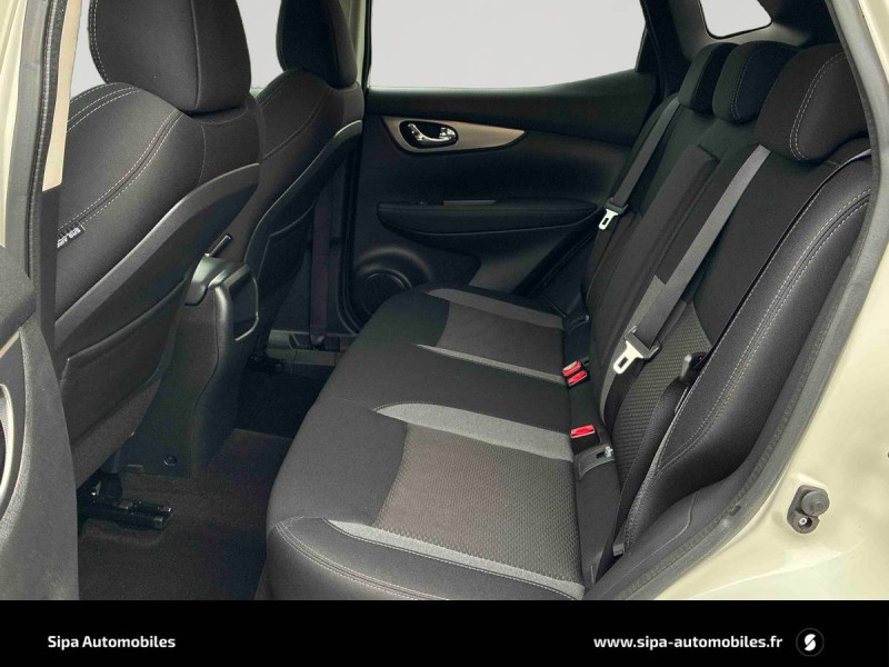 Nissan Qashqai Qashqai 1.3 DIG-T 140 N-Connecta 5p 2019 - photo n°13 Nissan Qashqai Qashqai 1.3 DIG-T 140 N-Connecta 5p  occasion à Mérignac - photo n°13