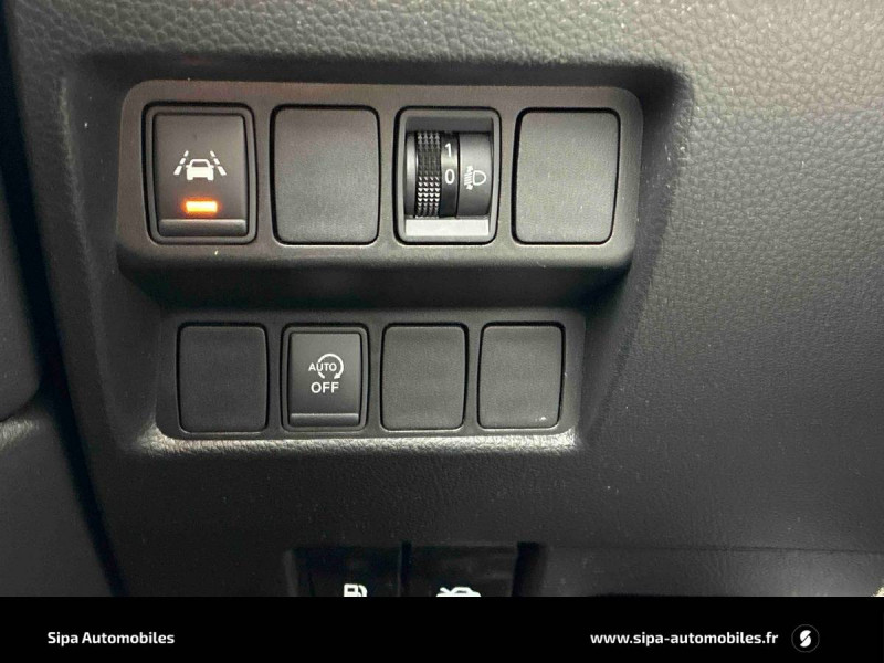 Nissan Qashqai Qashqai 1.3 DIG-T 140 N-Connecta 5p 2019 - photo n°19 Nissan Qashqai Qashqai 1.3 DIG-T 140 N-Connecta 5p  occasion à Mérignac - photo n°19