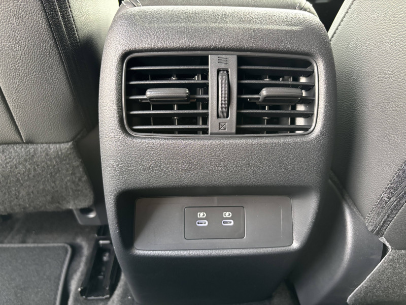 Nissan Qashqai Qashqai e-Power 190 ch N-Connecta 5p 2024 - photo n°17 Nissan Qashqai Qashqai e-Power 190 ch N-Connecta 5p  occasion à Angoulins - photo n°17