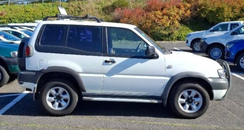 Nissan Terrano 2.7 TDI 125CH LUXE 3P 2001 - photo n°4 Nissan Terrano 2.7 TDI 125CH LUXE 3P  occasion à Murat - photo n°4