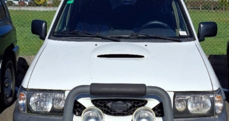 Nissan Terrano 2.7 TDI 125CH LUXE 3P 2001 Nissan Terrano 2.7 TDI 125CH LUXE 3P  occasion à Murat