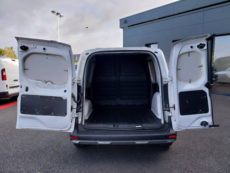 Nissan Townstar FOURGON L1 TCE 130 BVM ACENTA 2022 - photo n°15 Nissan Townstar FOURGON L1 TCE 130 BVM ACENTA  occasion à Chauray - photo n°15