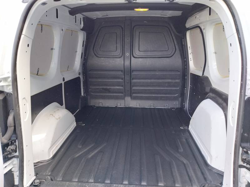 Nissan Townstar FOURGON L1 TCE 130 BVM ACENTA 2022 - photo n°14 Nissan Townstar FOURGON L1 TCE 130 BVM ACENTA  occasion à Chauray - photo n°14