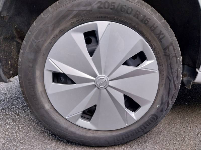 Nissan Townstar FOURGON L1 TCE 130 BVM ACENTA 2022 - photo n°11 Nissan Townstar FOURGON L1 TCE 130 BVM ACENTA  occasion à Chauray - photo n°11